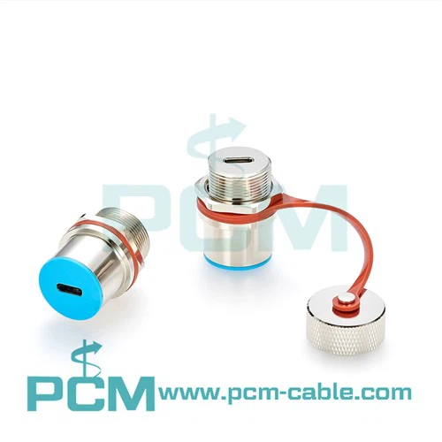 IP68 zaprt USB C priključek